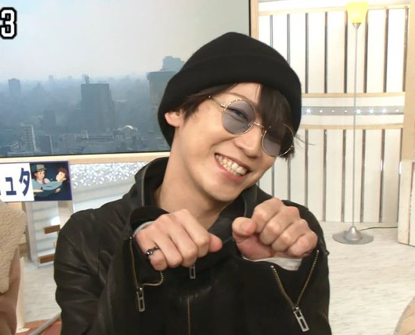 怪盗山猫』亀梨和也の衣装！かっこいいレザージャケットのブランドは