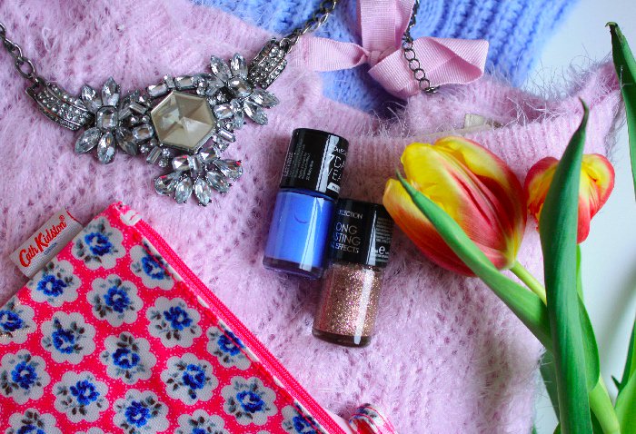Simoni_Cute's tweet photo. new post on the blog! how to beat January blues!
https://t.co/hv9jGTRVq0
#fblogger #pastels #flatly https://t.co/6V4kmOCHoF