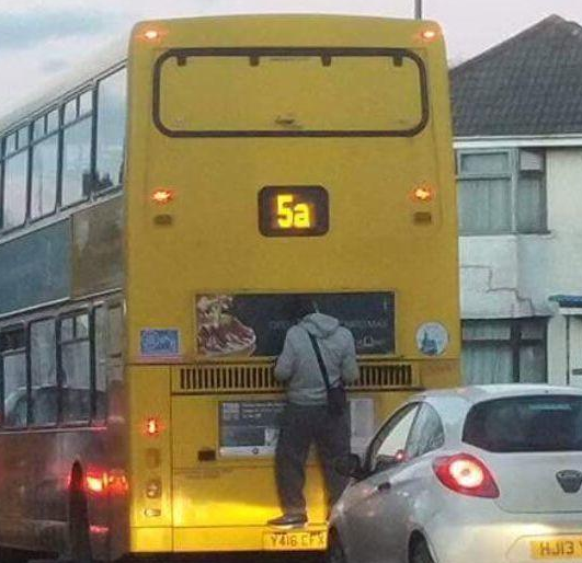 itvmeridian's tweet photo. Man clings to back of bus to catch free ride home  https://t.co/UP0akb9LXU https://t.co/IcTdEREiwf