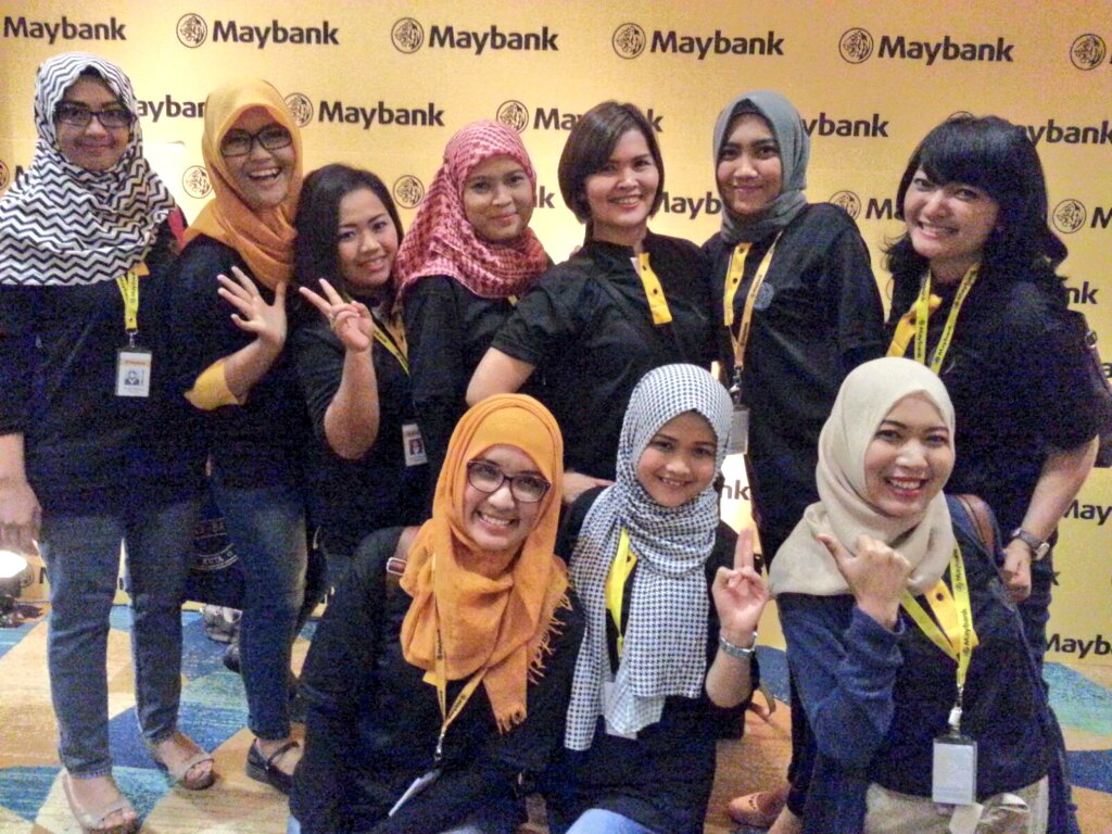 what a great night!!! lets our roar maybank tiger #MaybankIndonesia #MaybankTheHall #HumanisingBanking