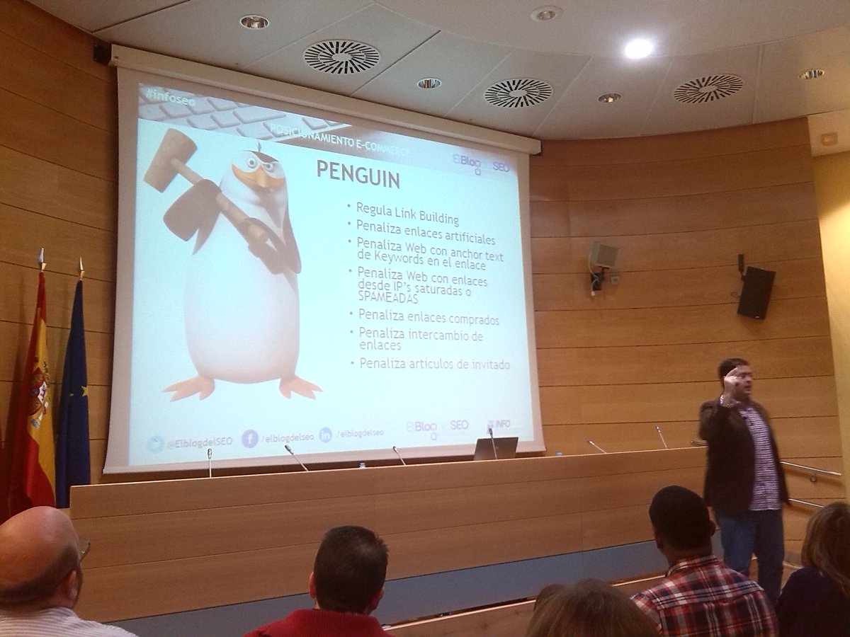murciaSEO's tweet photo. Terminando #infoseo en #Murcia con @ElblogdelSEO  hablando de los algoritmos de Google. https://t.co/JWzPsBRO3l