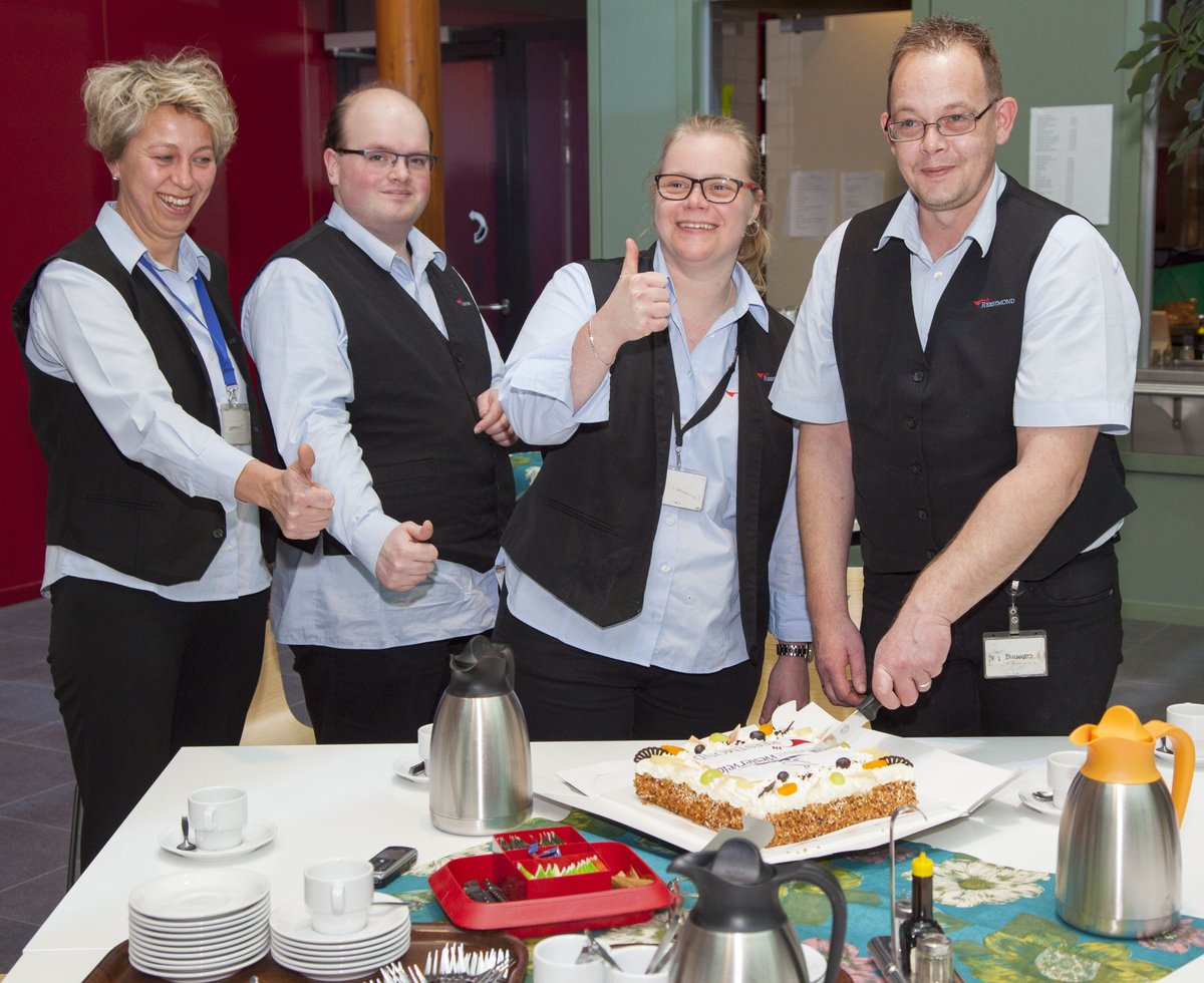 Reestmond's tweet image. Reestmond en @gem_westerveld hebben verlenging cateringcontract ondertekend.