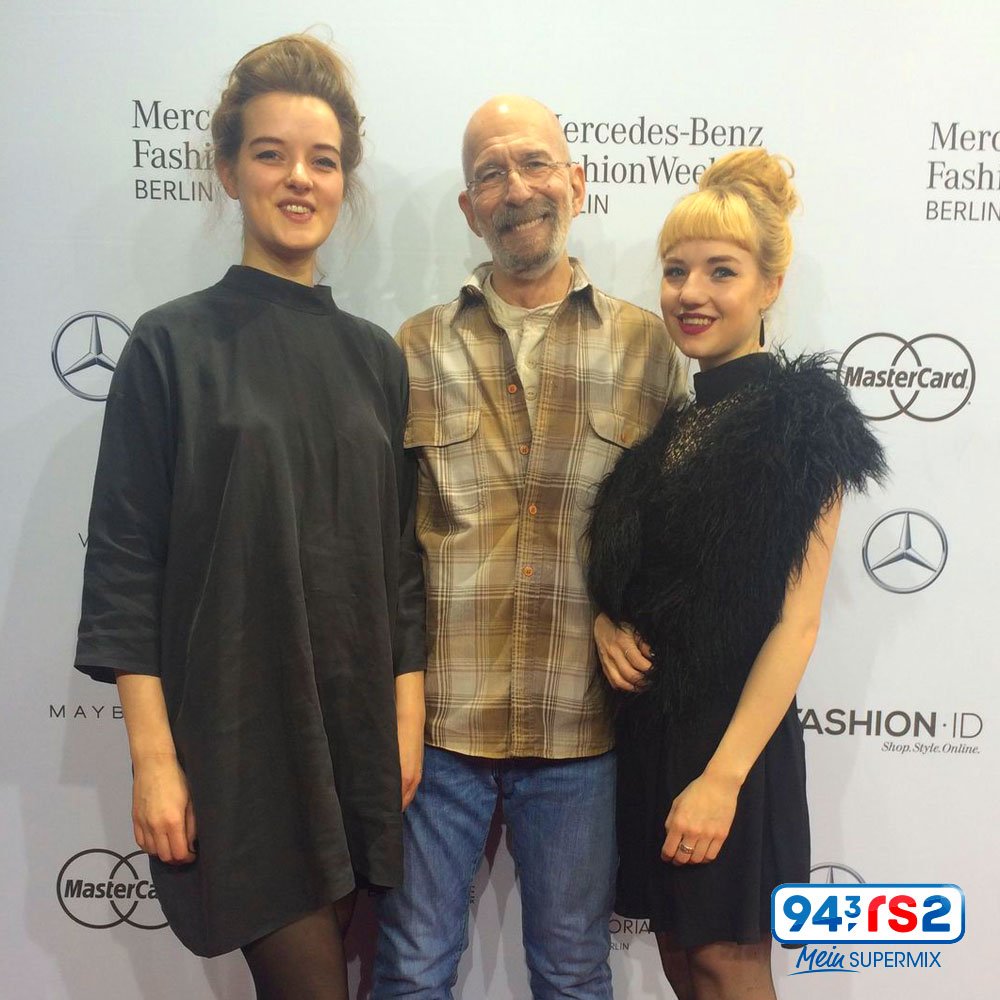 Rik De Lisle goes <a href="/FashionWeek/">Fashion Week</a>! #alterAmi #notoldfashioned bleibt beim Holzfällerhemd! 13:30h <a href="/IreneLuft/">Irene Luft</a> #mbfwb