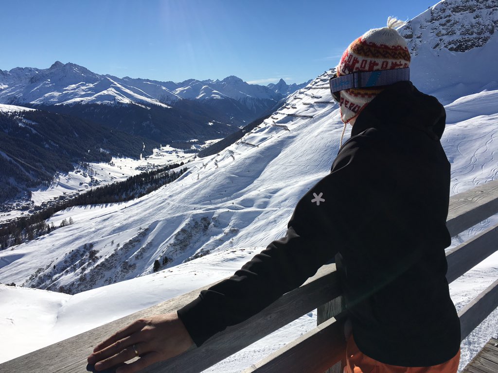 HuezApparel's tweet photo. The Huez*Softshell Sweat Hood just keeps giving! #tech #rideanything #snow https://t.co/E5nU9xxr6i