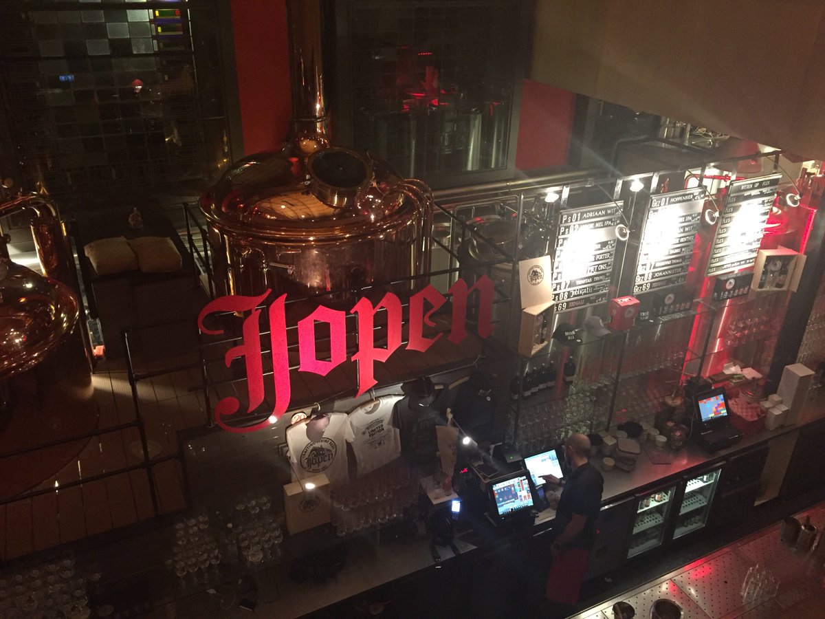 dagmarbol's tweet photo. Het bier van Haarlem: JOPEN!Lees meer op: https://t.co/ET05Y4sQg6 #enjoyexperience #hhssmb #haarlem #jopenkerk #bier https://t.co/uvB1qkNUhc