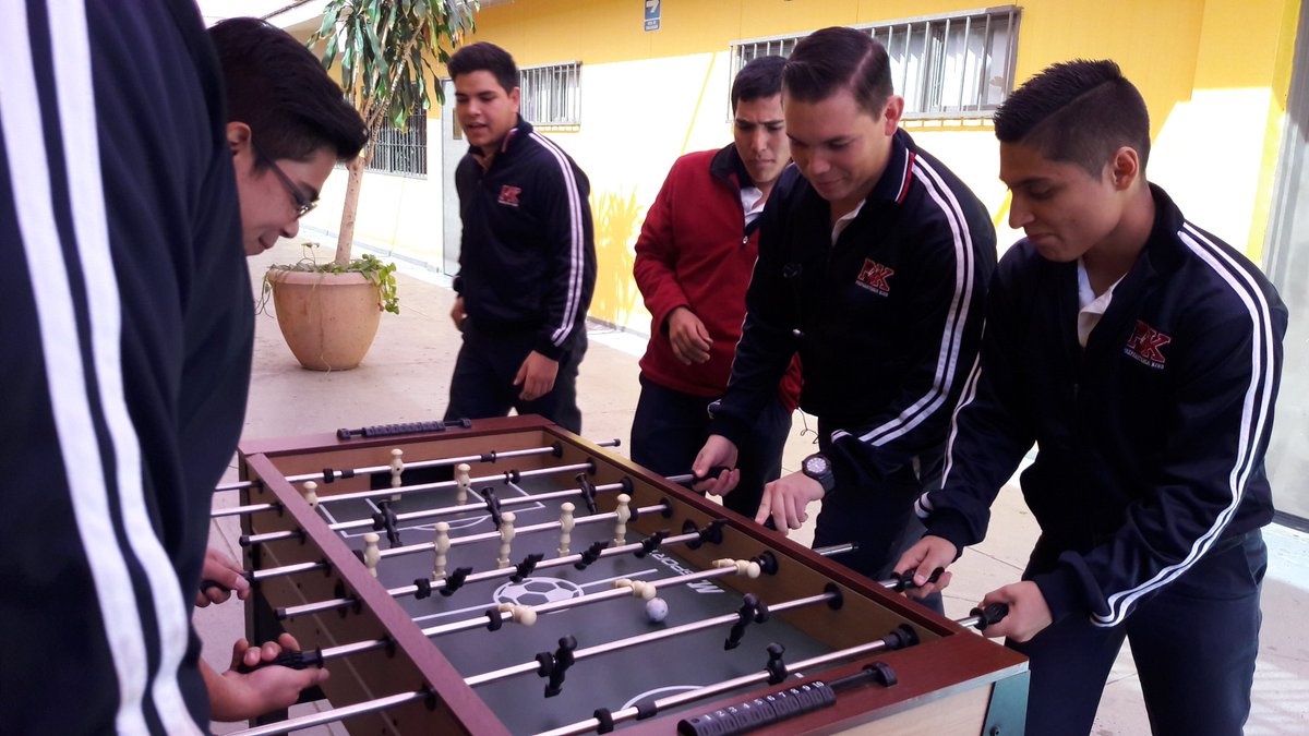 prepakino's tweet photo. SAPUK cumpliendo! @prepakino #futbolito #recesos #convivencia el mejor ambiente estudiantil PK https://t.co/97VOmbQFLY