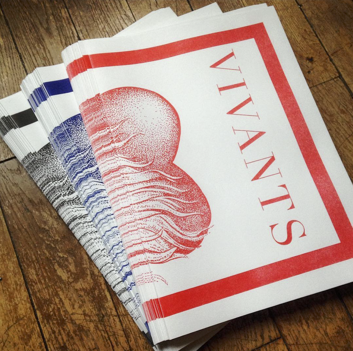 Fortifem's tweet photo. Folded A2 Riso prints for @fortifem x @communedeparis #risograph #a2 by #risopresto ! 
https://t.co/p31qG4UgtQ https://t.co/E5aP3Egs0g