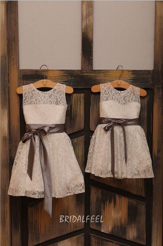 bridal_feel's tweet photo. Illusion ivory lace #shortflowergirldress
https://t.co/yfUQiso4fk https://t.co/Lfx0S6N8UV