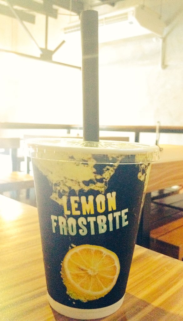 alampayers's tweet image. @ohpoutineph Philly Cheese Steak Poutine🍟 &amp;amp; Lemonade😋#somethingdifferent