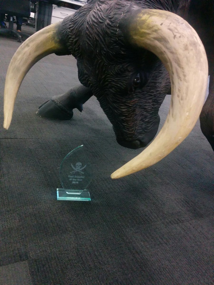 BullhornUK's tweet photo. Bullhorn are very proud to have been awarded the RDLC #SupplierOfTheYear2016 award @RDLC_PIRATES #RDLC2016 #CRM https://t.co/FW1wBceSxX
