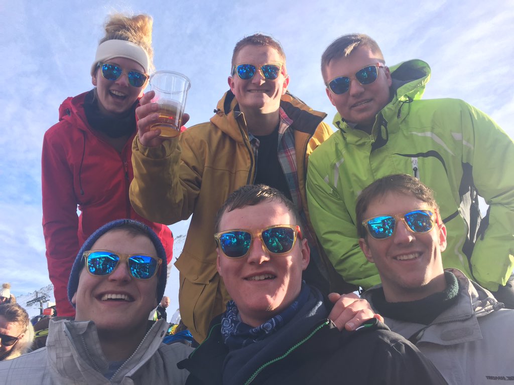 Harsent's tweet photo. The team rocking the @melonoptics at the @FolieDouceValdi https://t.co/YKL80yuWPK