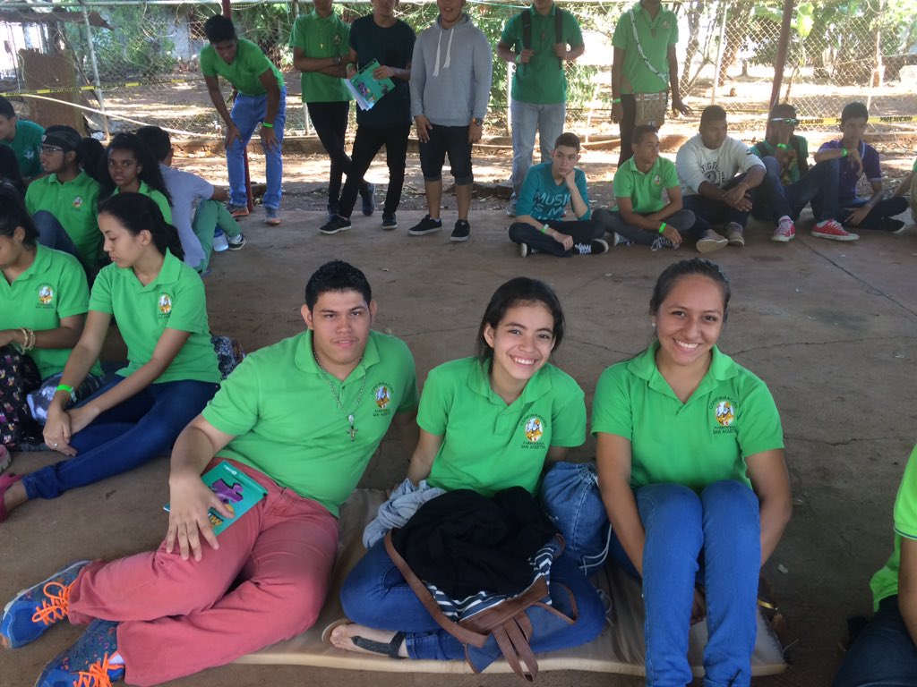 Luis_Carles's tweet photo. Jóvenes de la Parroquia San Agustin participando en el #ENRJ2016 @chitre_enrj @rmpanama @fidedigital https://t.co/51QMZJxI7m