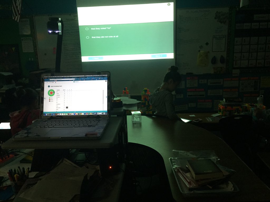 lambert_kellie's tweet photo. Using @nearpod 2 learn about Dec. of Ind. w/ slides, videos & form. assessments. #reaganrays #slb2 #slb7 #lisdleads https://t.co/NSVVlROdtM
