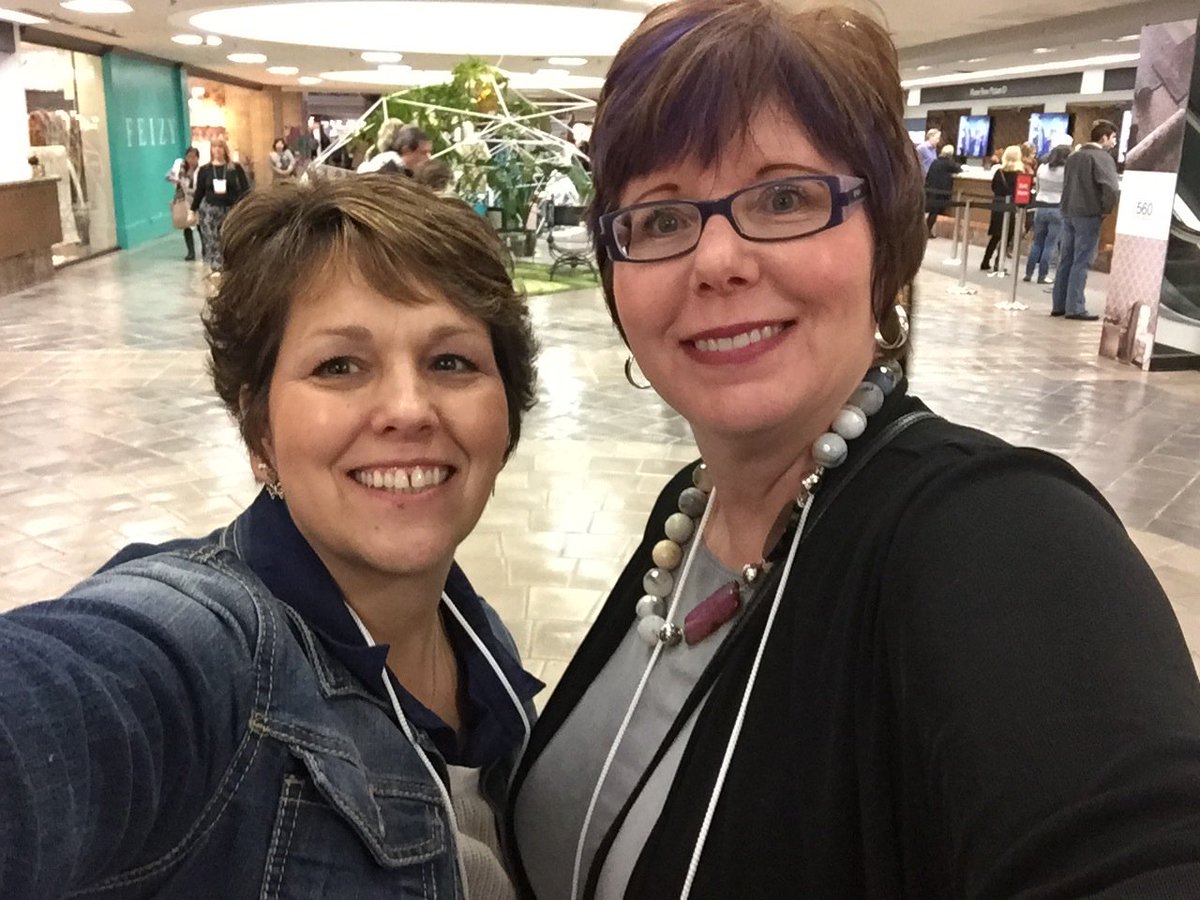 FloristsReview's tweet photo. Lisa Strydom and Lori McNorton are taking @DallasMarket by storm! #DallasGiftShow #home #decor #floral https://t.co/UYSxOgpzQL