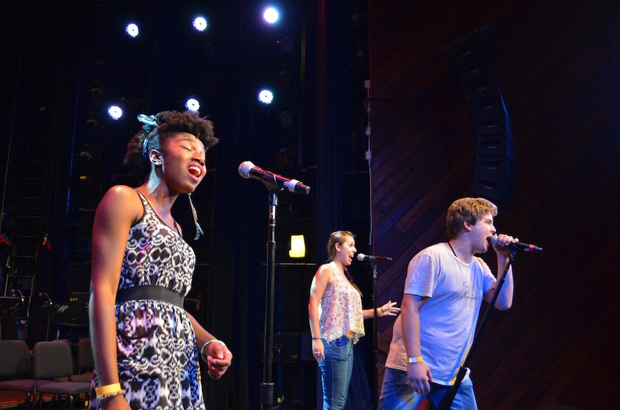 BerkleeSummer's tweet photo. Hello, #fiveweekfriday. Check out these amazing #Berklee performers during Instrumental Night at 2013 #fiveweek. https://t.co/TYVwKGv3wz