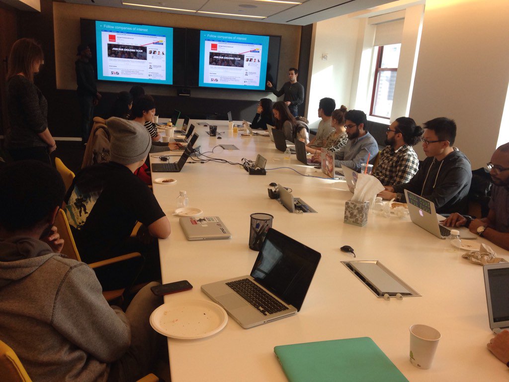 accesscode22's tweet image. Thanks @LinkedIn for the amazing Rock Your Profile workshop!
