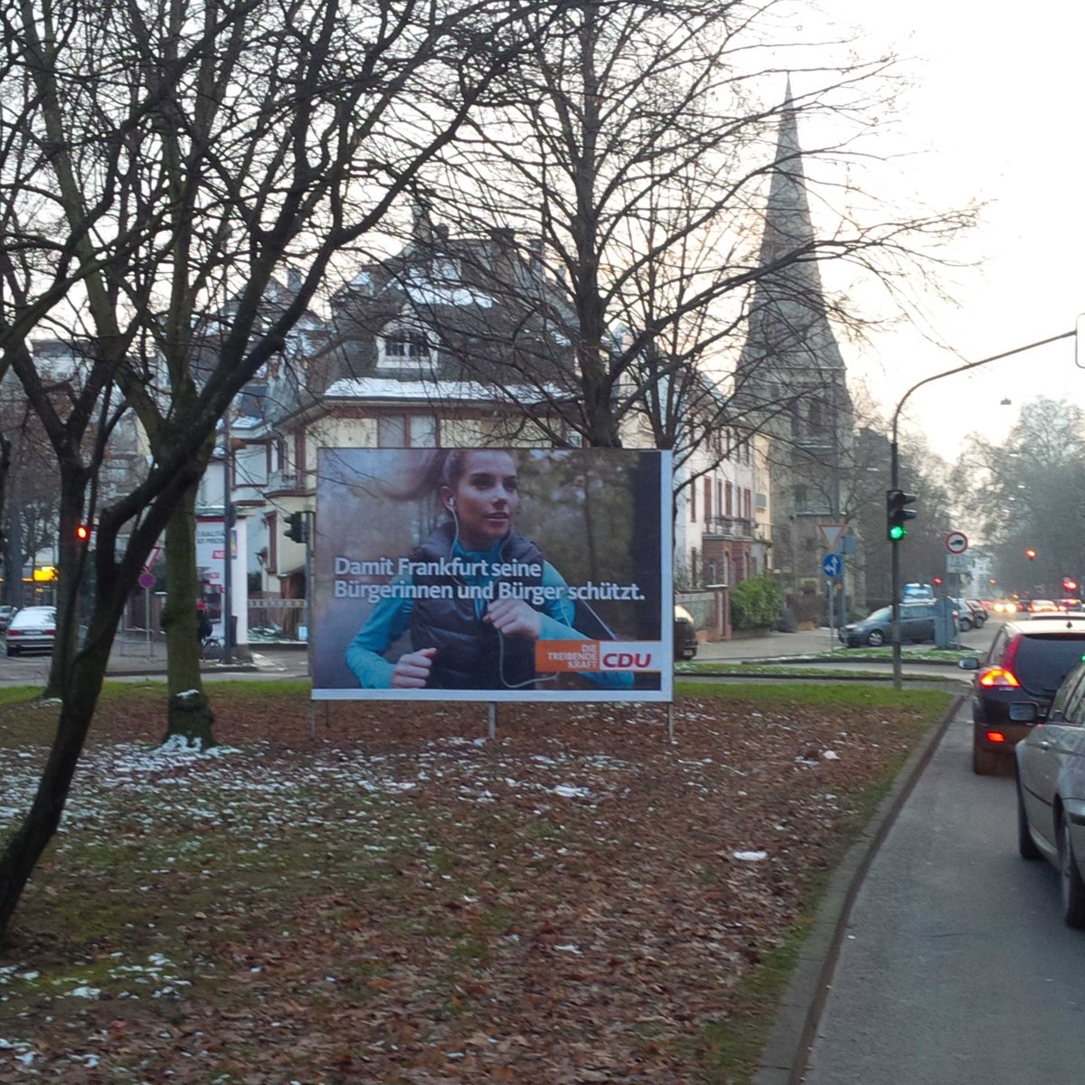 frecklesfairy's tweet photo. wahlwerbung der #cdu schon heute auf miquelallee, eckenheimer ldstr u.a. @Stadt_FFM wie kann das sein? #kw16. https://t.co/tKYBCSriF1