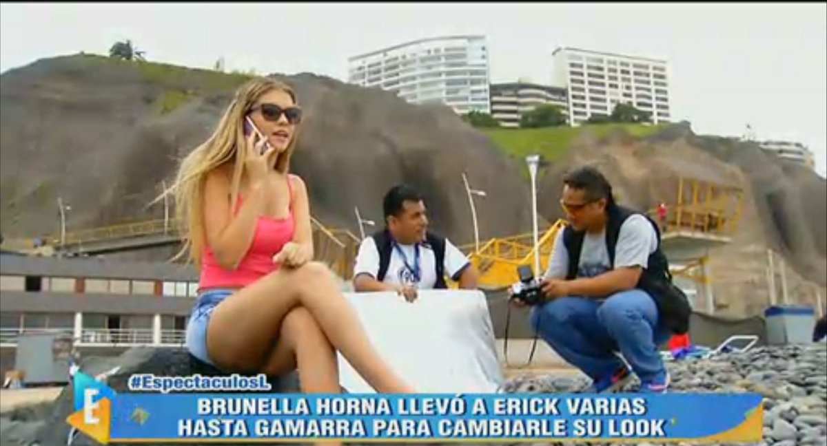 Latina_pe's tweet photo. #BrunellaHorna llevó a #ErickVarias hasta gamarra para cambiarle su look. #EspectaculosL con @jazminpinedo https://t.co/pybjMyb1aC