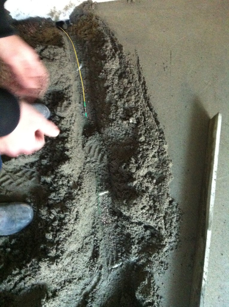 Successfull installation at the construction site today - we are now monitoring this concrete floor.