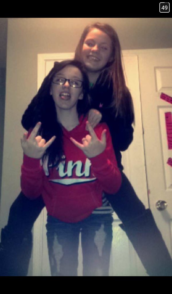 Emily Ann (Emily_Barnwell) Twitter