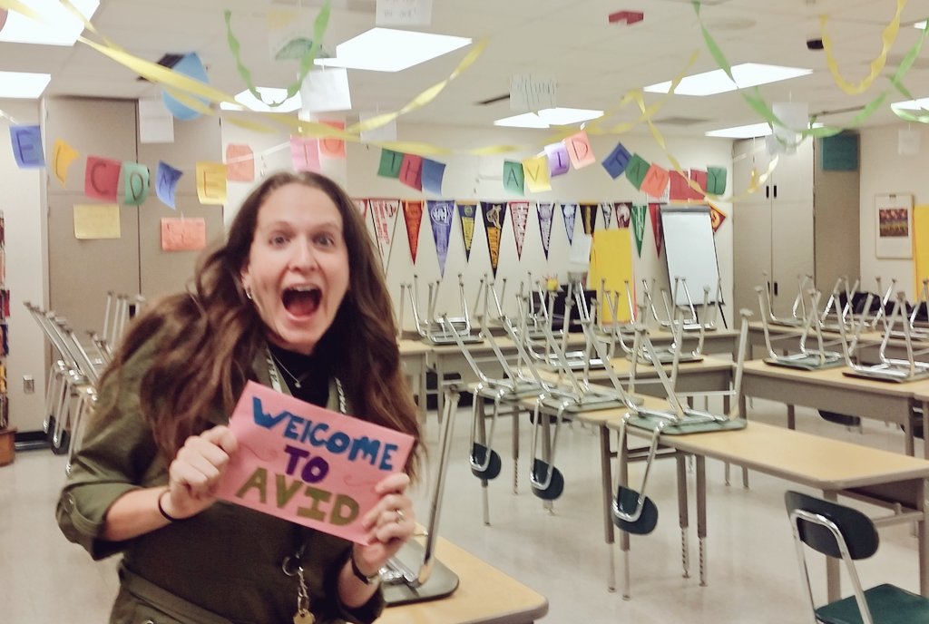 PHS_AVID's tweet image. Mrs. McCarty! Welcome to the PHS #AVIDfamily!
