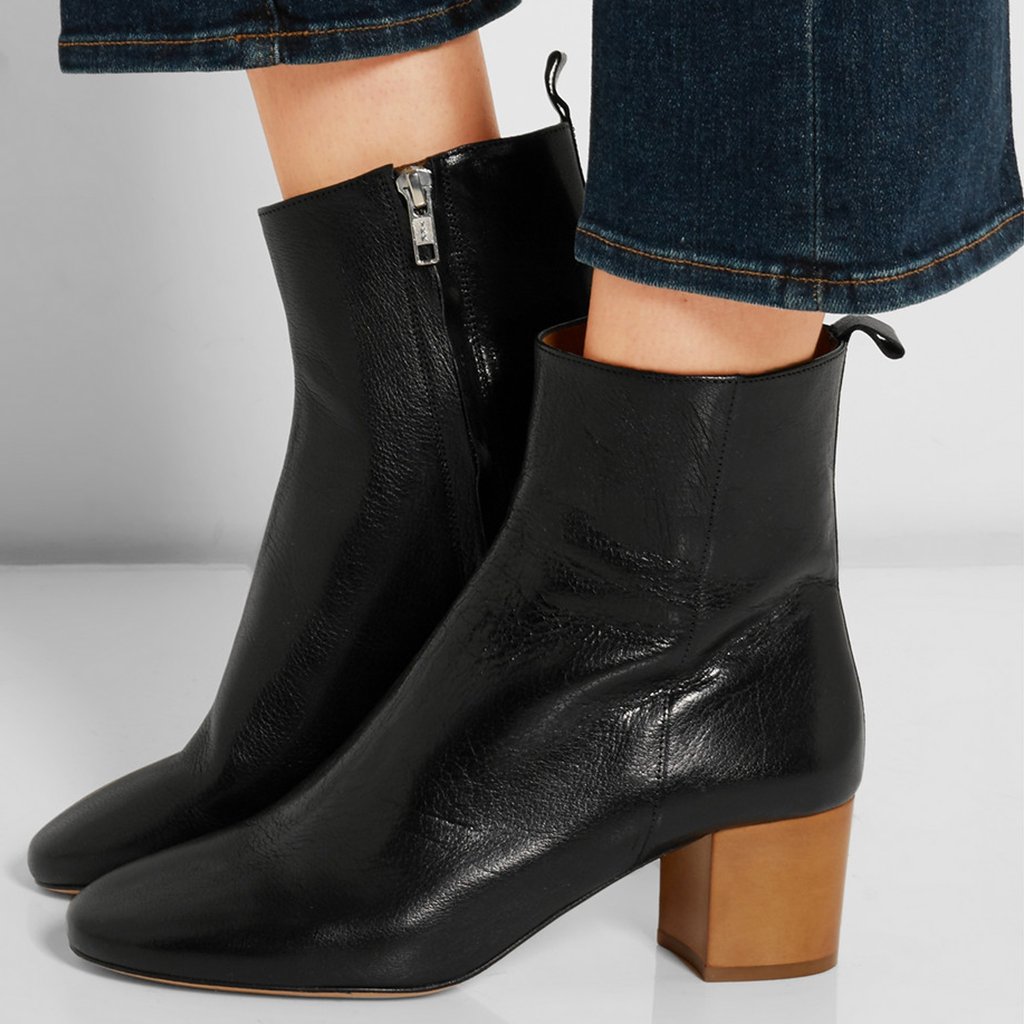 For work or weekend, this season's essential #shoe is the reinvented little black #boot. net-a.pt/ZCmMHY