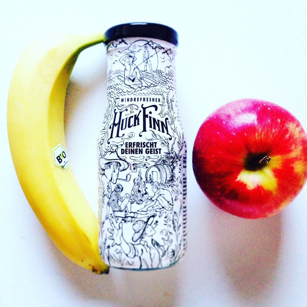 berlin_bite's tweet photo. EnergyKick für dunkle Nachmittage 🍌🍎💪🏻 @huckfinnworld #energy #mindrefresher #friday #staystrong #preworkout 💥 https://t.co/CtPWpMbo9K