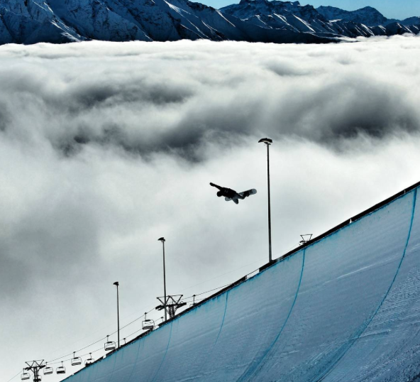 Coco7skymag's tweet photo. PAT BURGENER 2nd LAAX OPEN | de / eng / fr -  https://t.co/4itBFHkiuS BURGENER 2nd LAAX OPEN | de / eng / fr https://t.co/ygPrZ4EbTU