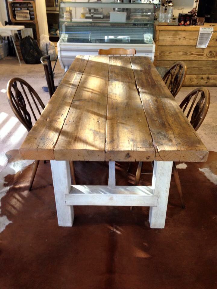 PaintBobepa's tweet photo. @Glasgowfoodgeek @PaintBobepa could either upcycle or make you a table. Dm me if you would like more info https://t.co/hQNqf6SHu6