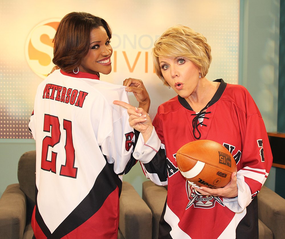 sonoranliving's tweet image. Lookin' good! We're supporting @RealPeterson21 on &amp;amp; off the field. Good luck Sunday! #P2XO4Charity #RiseUp4Literacy