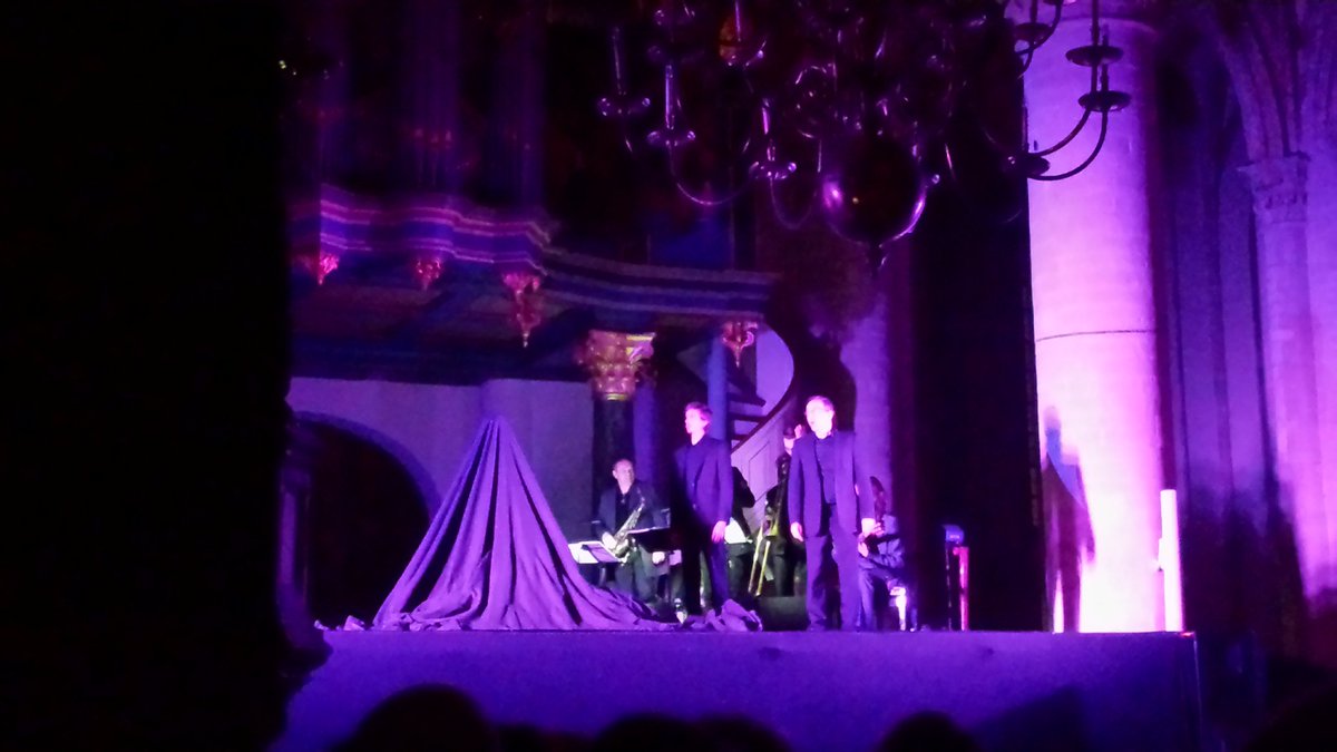 frank_van_esch's tweet photo. WOW. De Stilte in de Grote Kerk bij de Breda Cultuurnacht. Fantastisch. #Breda #DeStilte https://t.co/pztCYiGvec