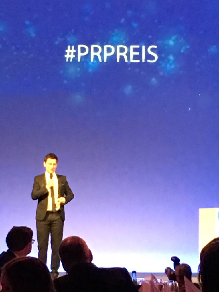 #Crossfingers for #PRPreis with <a href="/rene_ziegler/">René Ziegler</a> <a href="/MelitaDelic/">Melita Delic</a> <a href="/Patipolis/">Patrick Scheerer</a> @KataKolumna <a href="/FlorianFlaig/">Florian Flaig</a> #ExperienceBosch