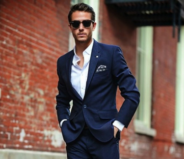 Wish a better dating life? Improve your wardrobe with #SRS ow.ly/XpFD5 #Menswear #Mensfashion #NYC #Date