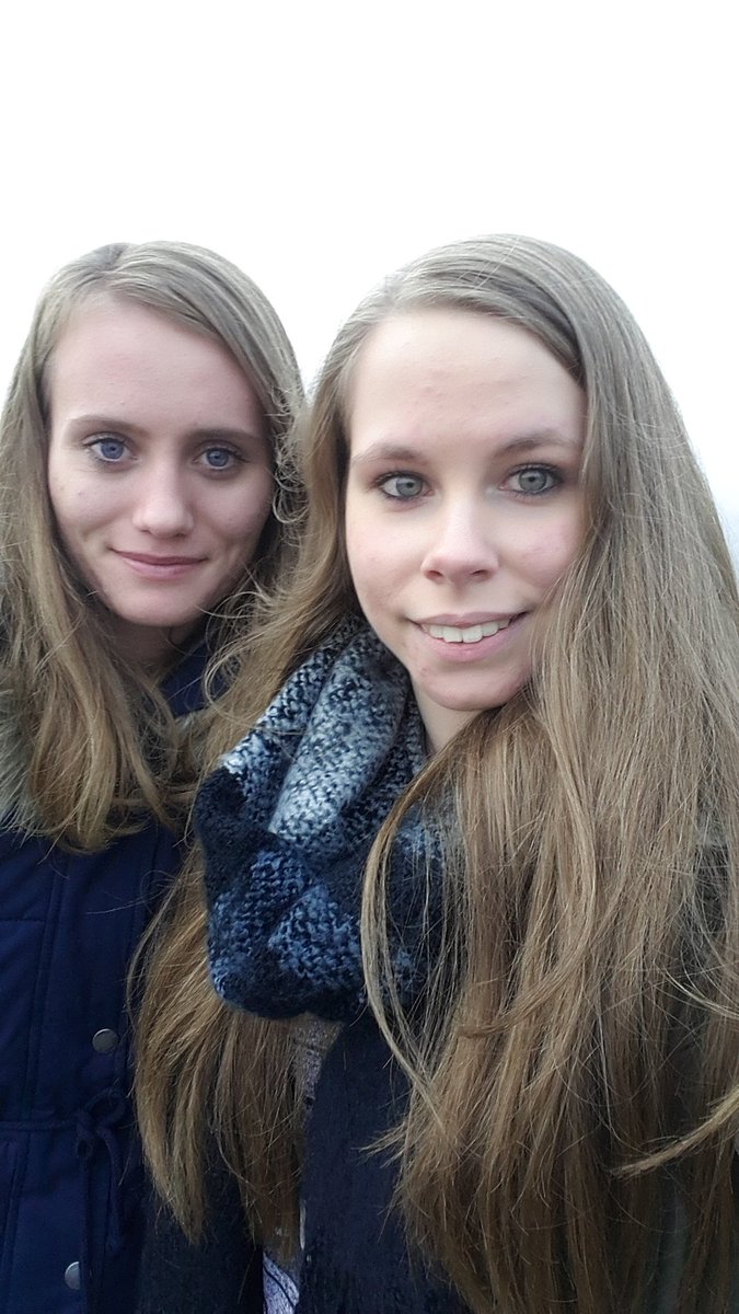 MinxDD's tweet photo. #LiSDAY #LaFamilia ich mach nur für die gute Sache mit :) sorry @vivaro98 <3 https://t.co/cnuBc28HHt