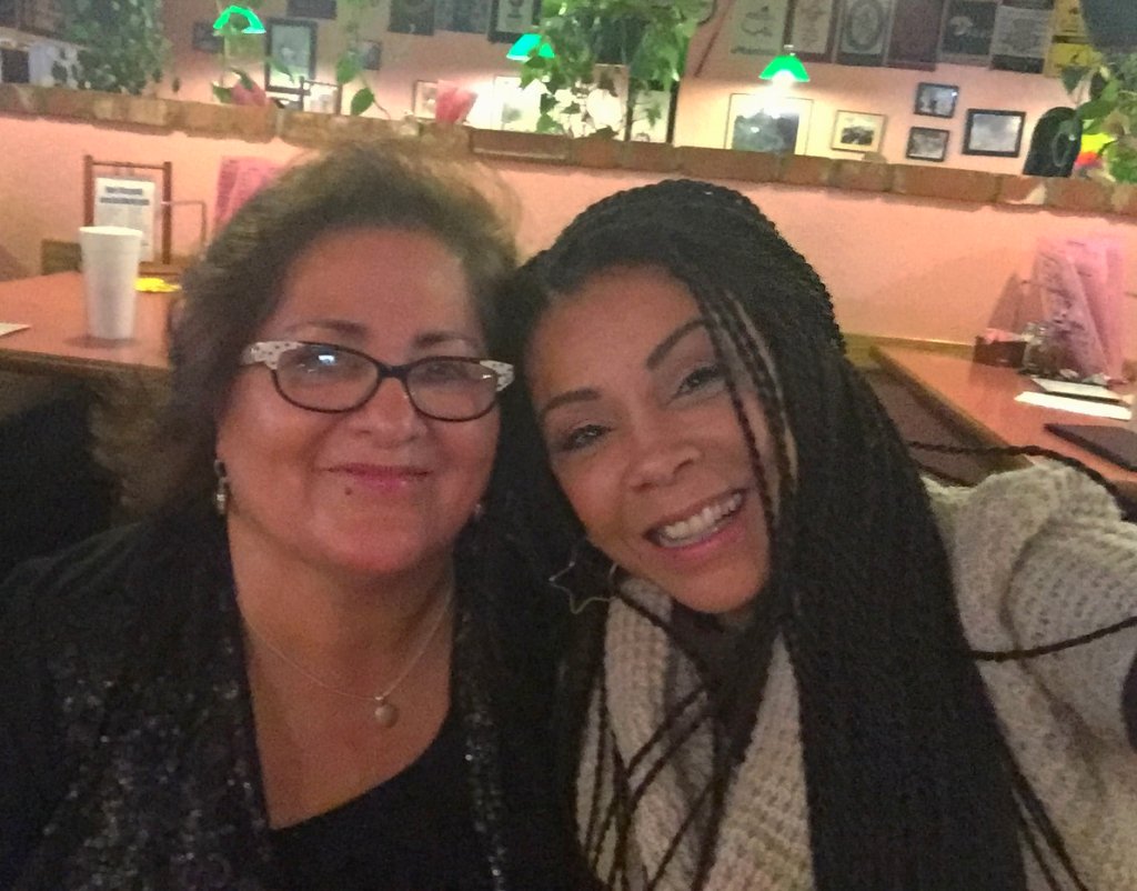 Arlienne1's tweet photo. Way too much much fun at @FatsosPizza #OpenMic last night!
#SocialInPhoenix 👪 #BestOfPhoenix https://t.co/TnBiHYUK81