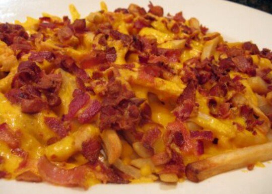 BestFoodPics's tweet photo. Bacon Cheese Fries 😍😛 https://t.co/fArW14Ur2g