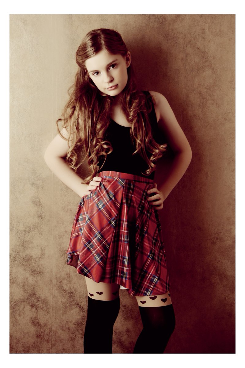 VickyBModelling tweet picture