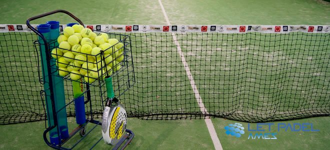 Letpadelames's tweet photo. ¿Planes para este finde? ¿Qué os parede un poco de pádel? 😉😉 #pádel #partidos #padeleros https://t.co/UenQYh2lhD
