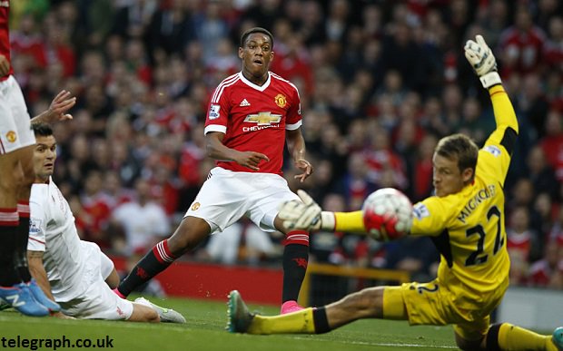 DSports's tweet photo. ¡Polémica! #Martial le habría costado 80 millones de euros al #ManUnitd y no 50. #FutbolEnDIRECTV https://t.co/87NFgnLnaL