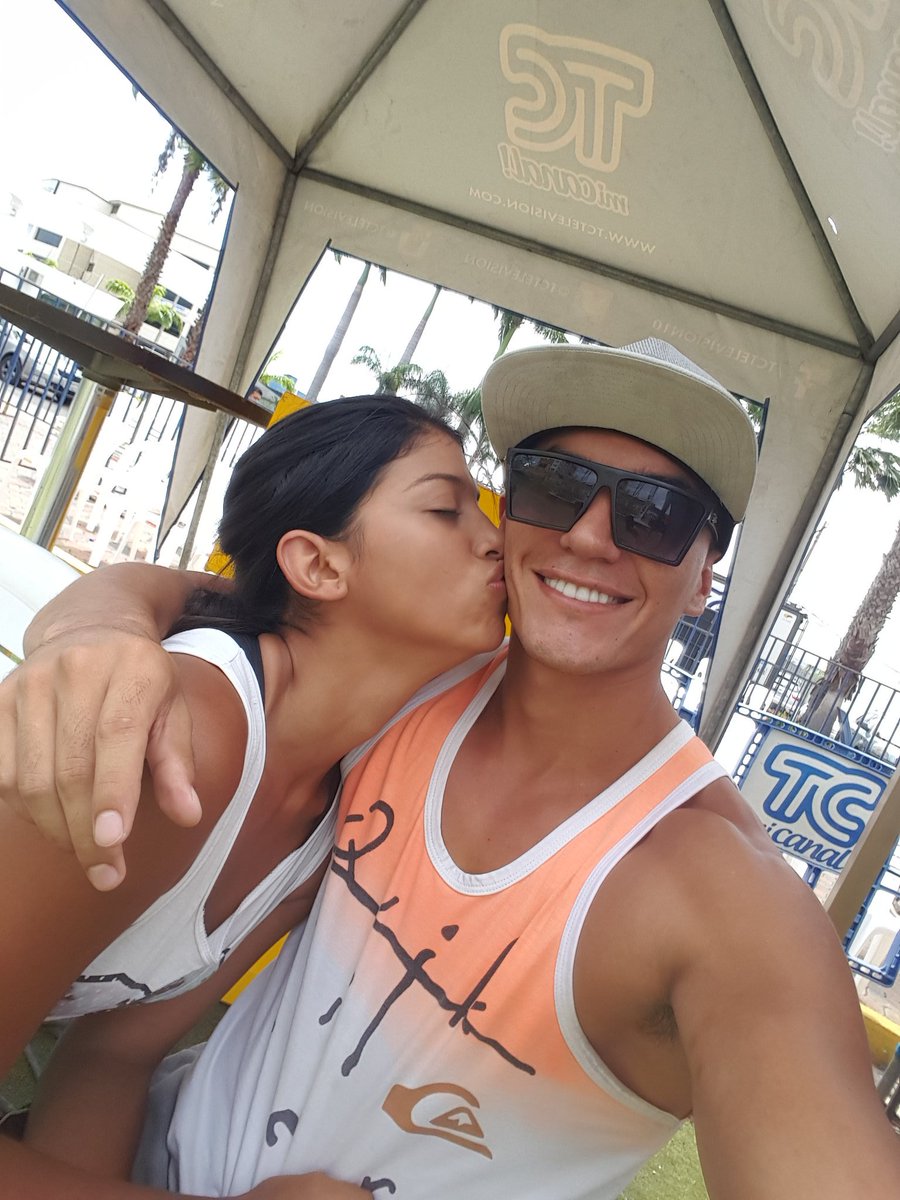 TCdeportesEC's tweet photo. ¿Cuántos RT's a este amor? @balac7tc asegura que la final será de @rahabc7tc, ¿Así será?

HT: #LaCampeonaSera https://t.co/sXEUCxkSUW