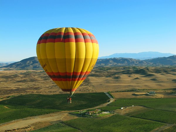 VIPTemecula's tweet image. #sayyes #hotairballoonrides #downononeknee #proposed 
Do it right! Custom Proposal Packages