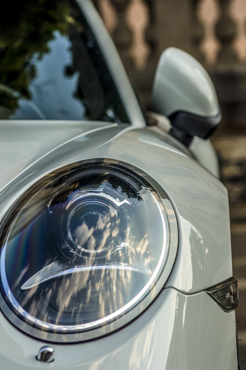 LPAGFL's tweet photo. A clean windshield makes the entire car look better! #CleanWindshield #CarCare #AutoGlass https://t.co/Fbu6HytwcN