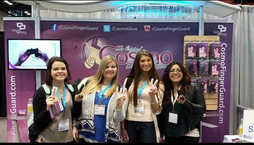 CosmoGlove's tweet image. We are focused on 1 thing. Your safety. #barbers #chefs #kitchenuse #cullinary #hairstylist cosmofingerguard.com