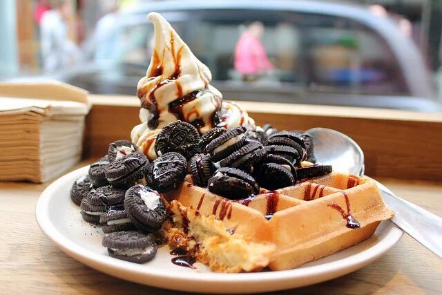 BestFoodPics's tweet photo. Oreo Waffles 😩😍 https://t.co/0ln51h0X1W