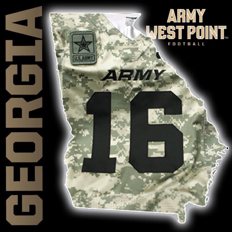 coachbrentdavis's tweet photo. Just added a Road-Grader to the #MOB from NW Georgia! Welcome to the brotherhood! #FiveLikeOne #NCOT  #ArmyFB https://t.co/lQijCzcWw4