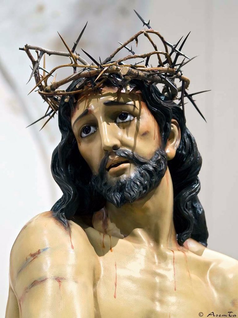 jvfrater's tweet photo. Pela sua dolorosa paixão, 
Tem misericórdia de nós e do mundo inteiro. #JvFrater https://t.co/3lpzXzObaT