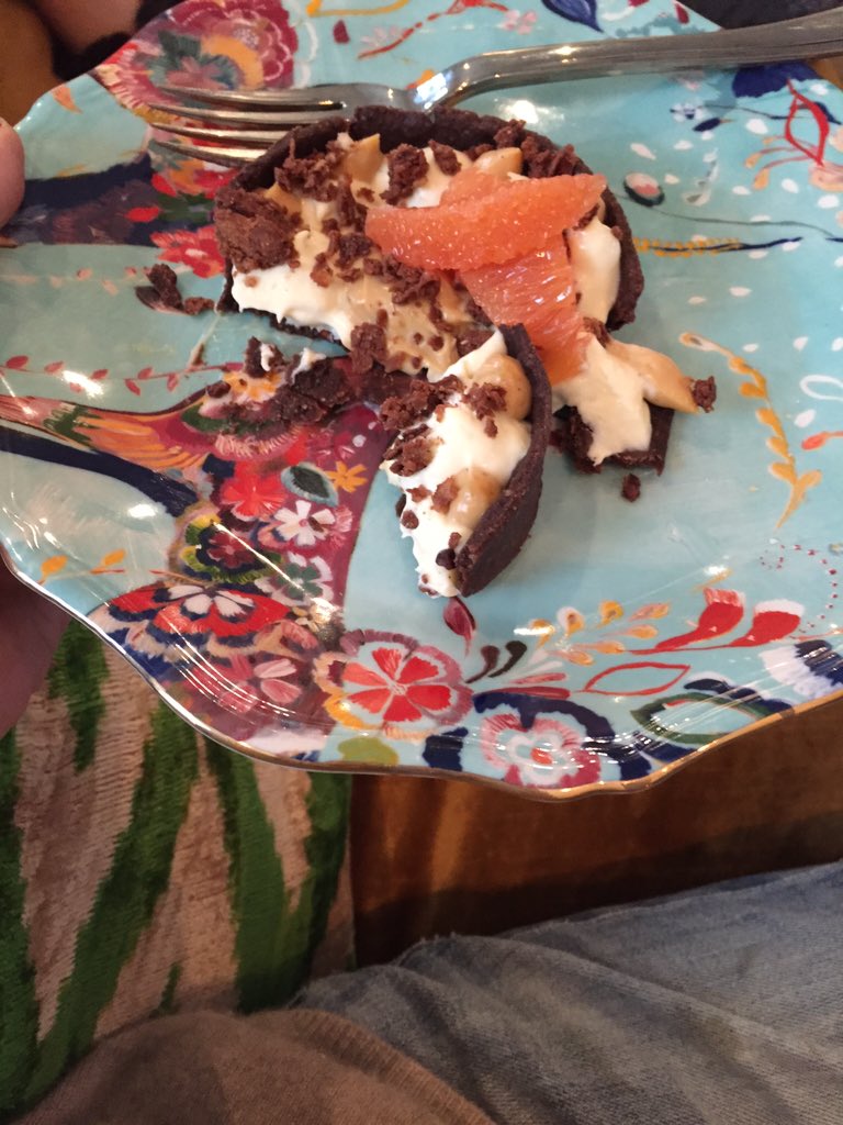 DameSparkula's tweet photo. ππ» Grazie, @FiolaMareDC @mtrabocchi #puddingperfection https://t.co/wGDcPbI5B8