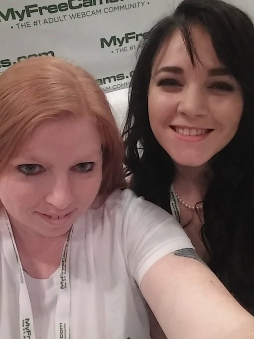 With the lovely @mfcemilylynne https://t.co/orRVaOzcgu<a class="tags" target="_blank" title="On Twitter" href="/?out=eyJ0eXAiOiJKV1QiLCJhbGciOiJIUzUxMiJ9.eyJpYXQiOjE3MjUzNTk1MDYsImlzcyI6InR3cG9ybnN0YXJzLmNvbSIsIm5iZiI6MTcyNTM1OTUwNiwiZXhwIjoxNzU2ODk1NTA2LCJyZWRpcmVjdF91cmwiOiJodHRwczovL3R3aXR0ZXIuY29tL21mY2VtaWx5bHlubmUifQ.9DMARq6I0wJCX_01_8Cq6wKKei2GfFs-MsJbTnfgx4t1-Mg1wOgqurTtdFfouICa-NRDGPP1srvAueLHAxujLA">@mfcemilylynne</a><a href="/tag/mvsales"class="tags"><span>#mvsales</span></a>