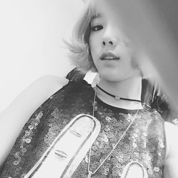 SOSHIARMY's tweet photo. [#TAESTAGRAM] : sone. https://t.co/p6Bw6x5pPJ