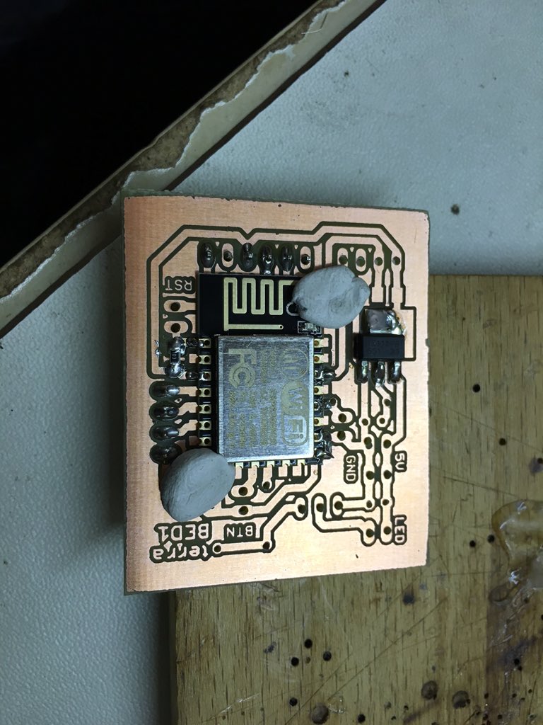 terramultimedia's tweet photo. #tgifProject Level 2 im @netz39 : #esp8266 bekommt ein geätzes Bettchen! Steuert Leselampe, RGB Stripe per #openHAB https://t.co/uFaVo90xMg